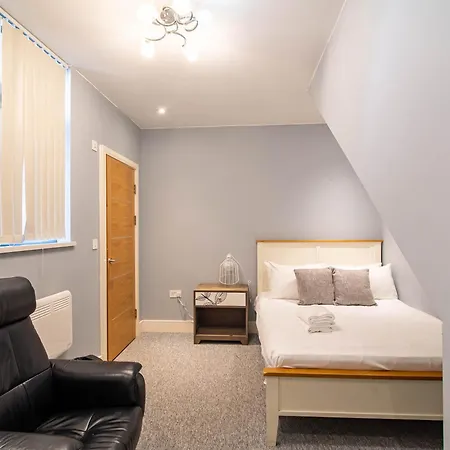 Ebenezer Street Retreat - Spacious 4 Bedroom House * 셰필드